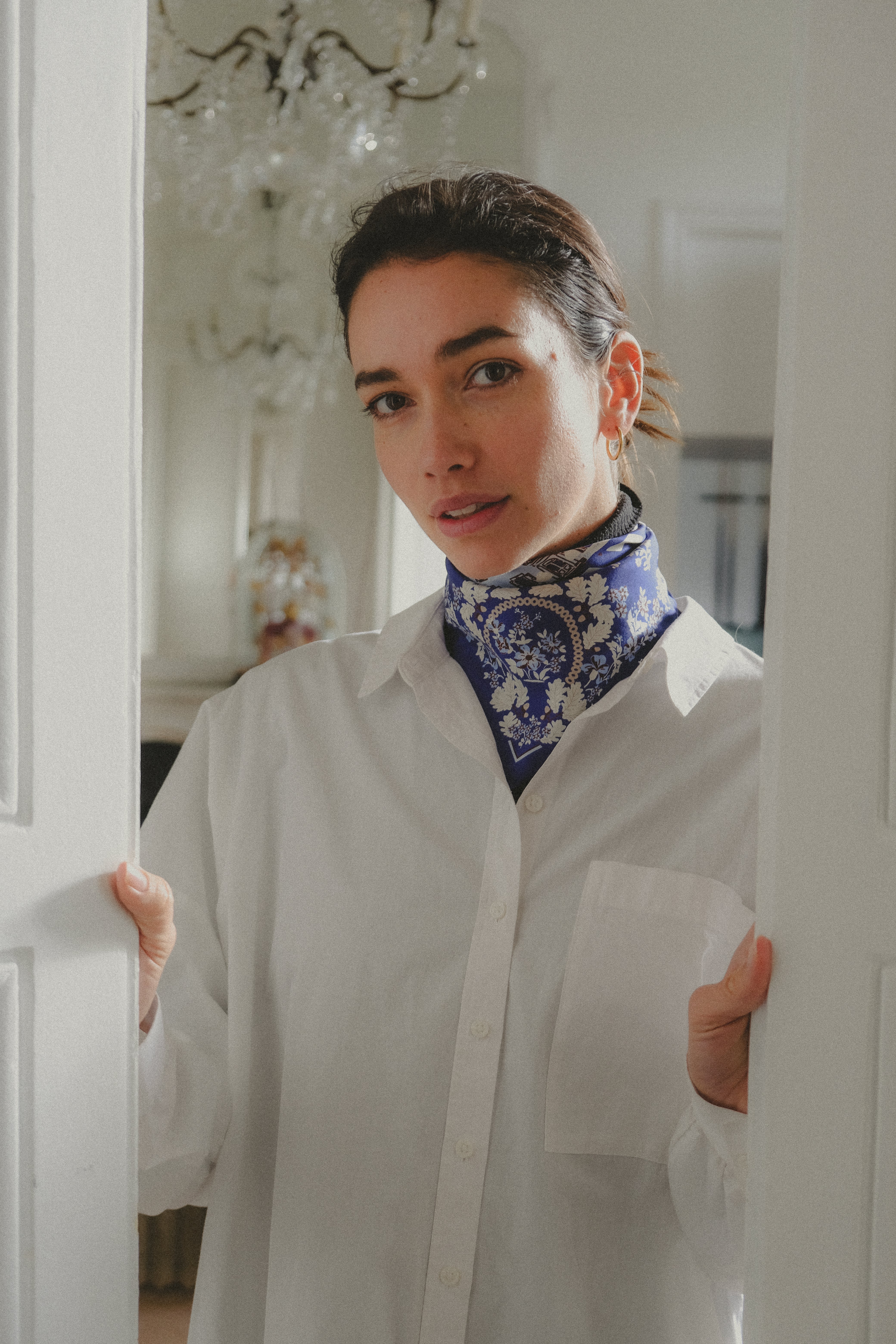Small Scarf Retour de Forêt Frosty Blue Silk