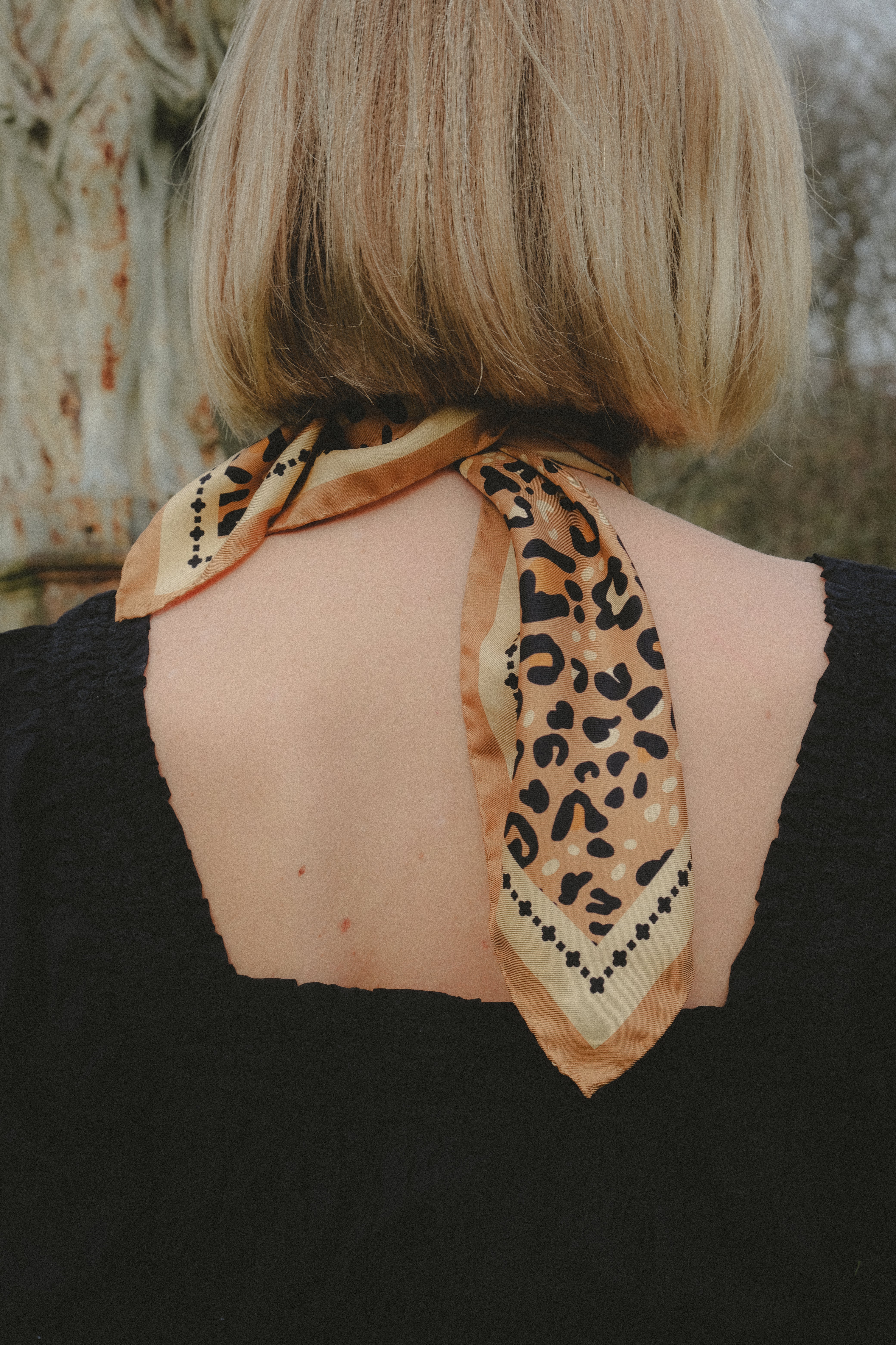 Small Leo Camel Silk