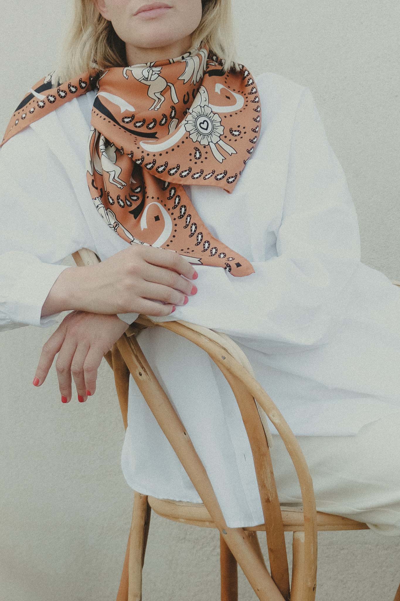 Jumping Camel Silk