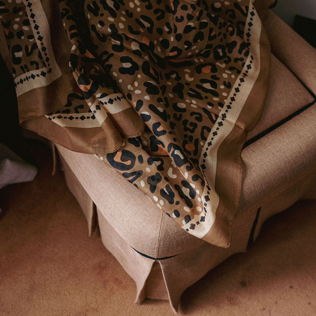 Leo Camel Sarong