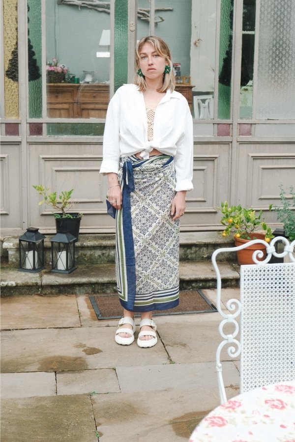 Azulejos Navy Sarong