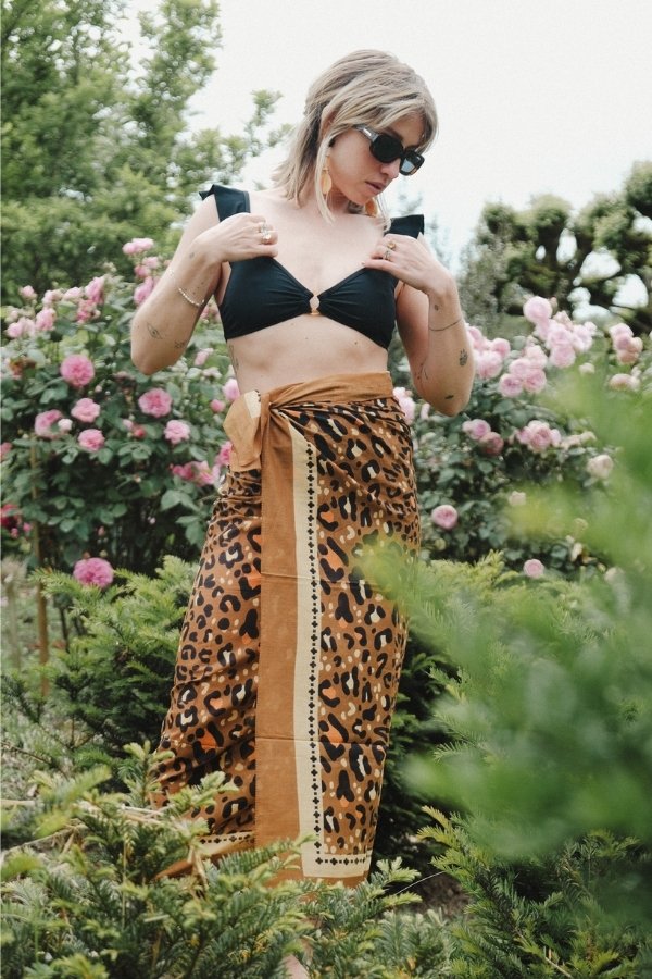 Leo Camel Sarong