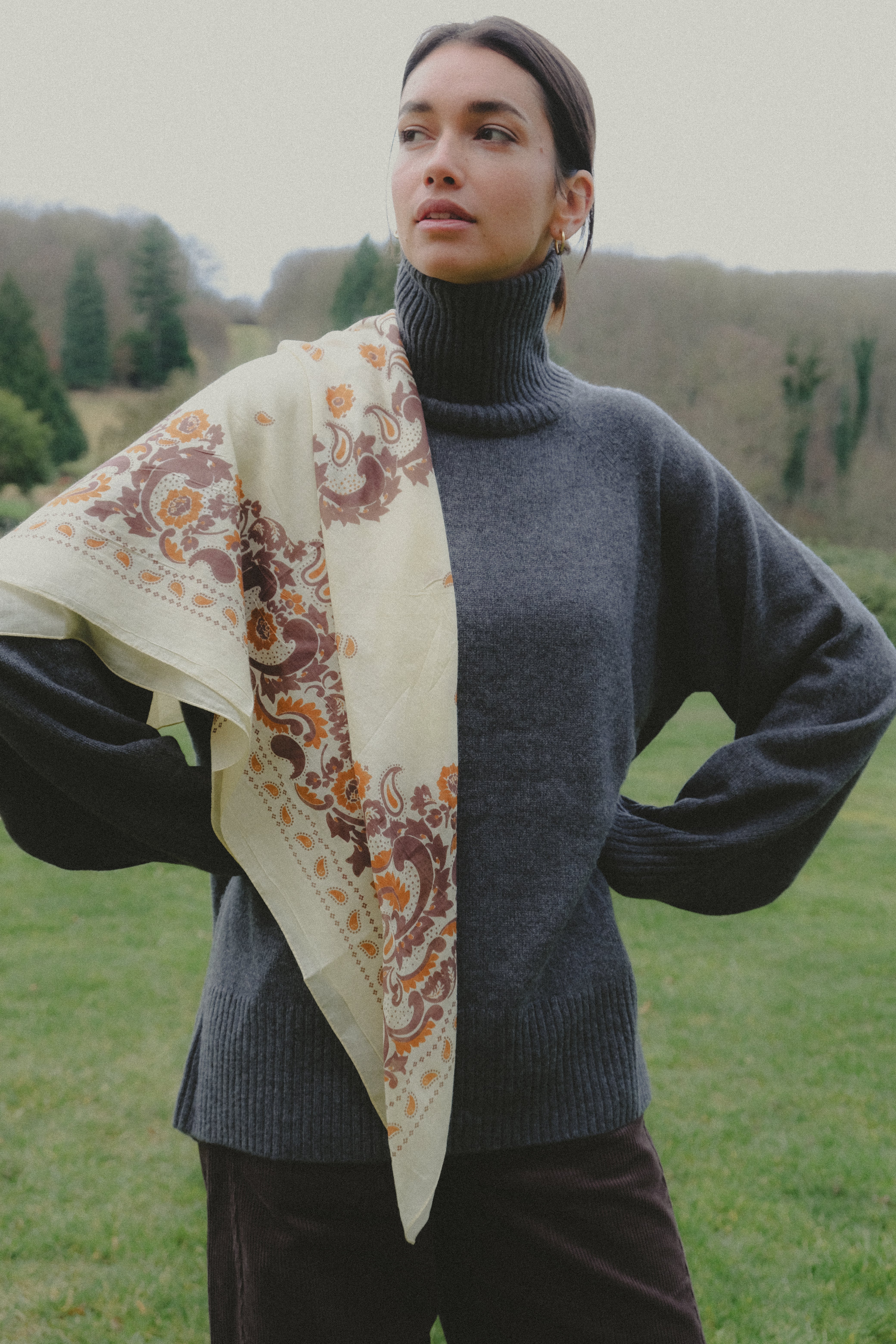 Bandana Flowers Beige cotton