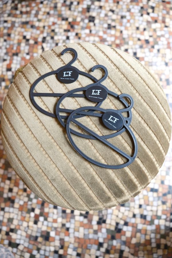 Scarf hanger