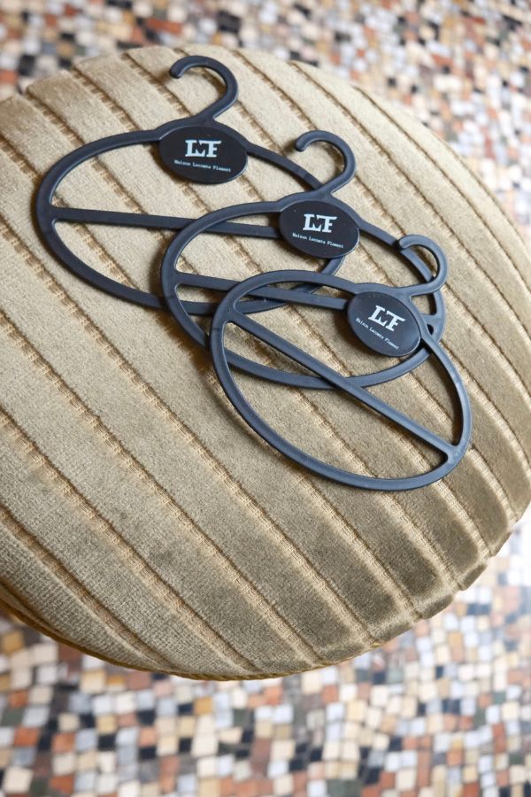 Scarf hanger