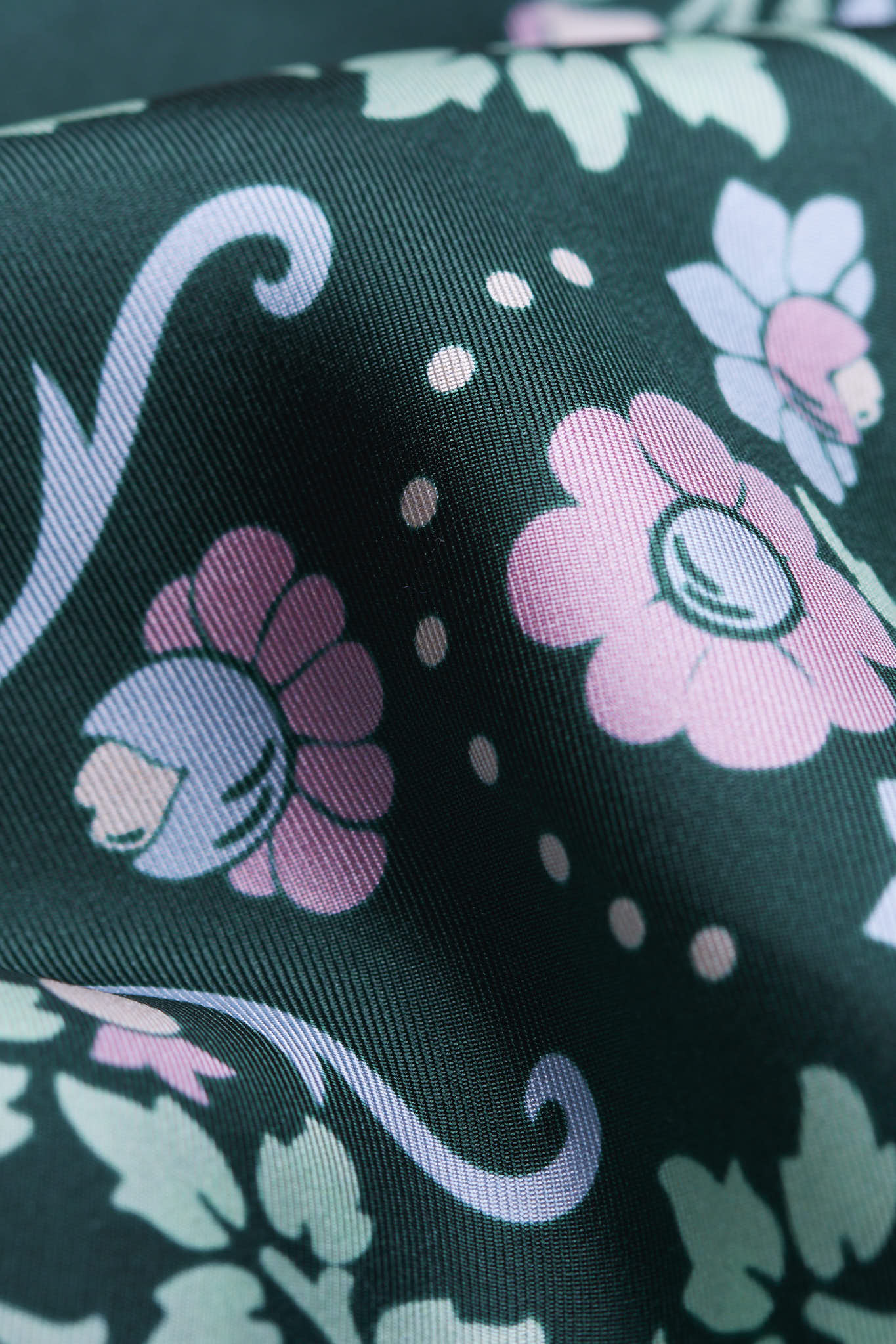 Secret garden Green Silk